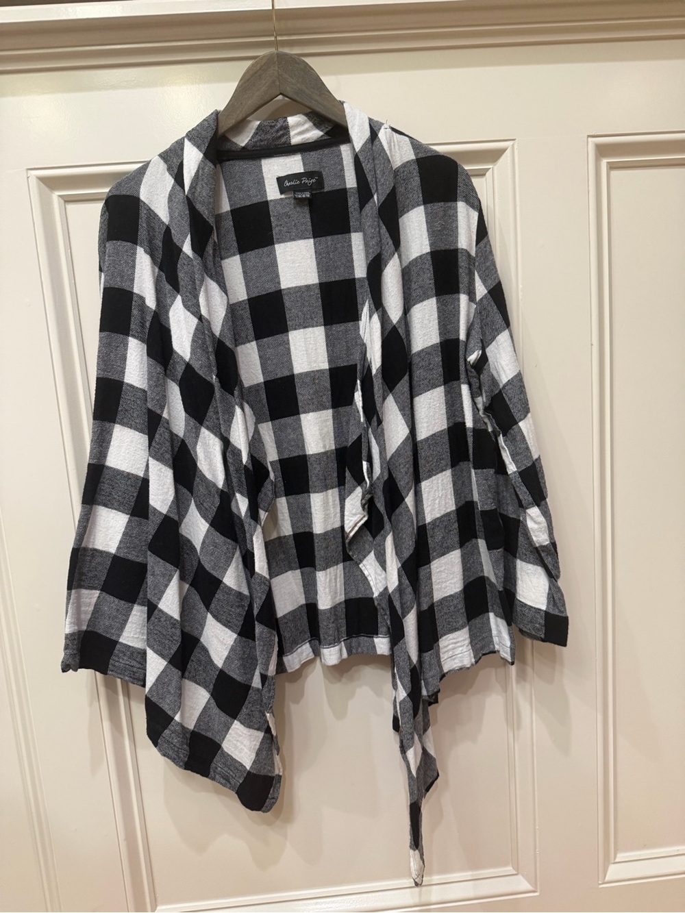 Charlie Paige Black and White Buffalo Check Cardigan